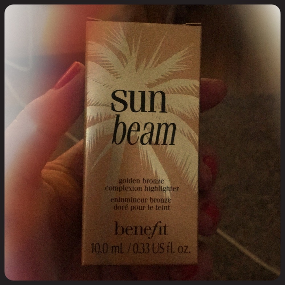 Benefit Sunbeam golden bronze